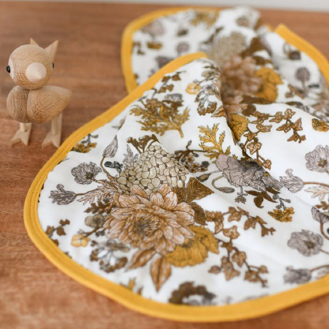 LUNA&#39;S TREASURES GOLDIE BLOOMS MUSLIN BURP CLOTH