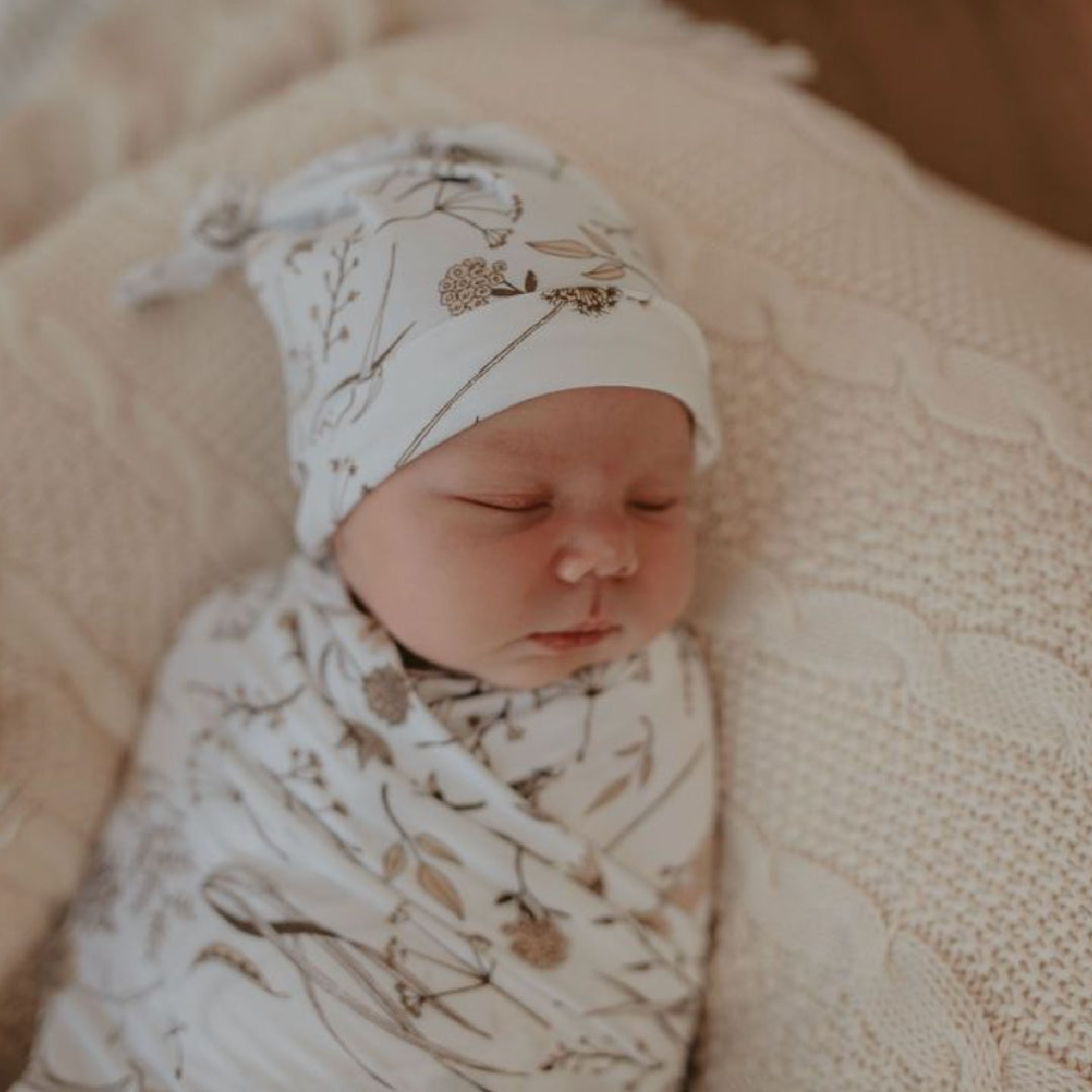 LUNA&#39;S TREASURES WILD MEADOW [NEUTRAL PETALS] KNOTTED BEANIE NEWBORN