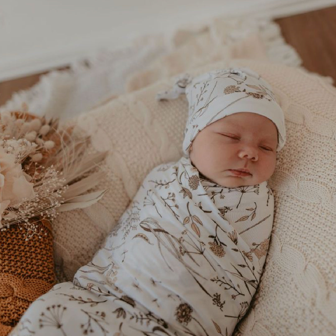 LUNA&#39;S TREASURES WILD MEADOW [NEUTRAL PETALS] KNOTTED BEANIE NEWBORN