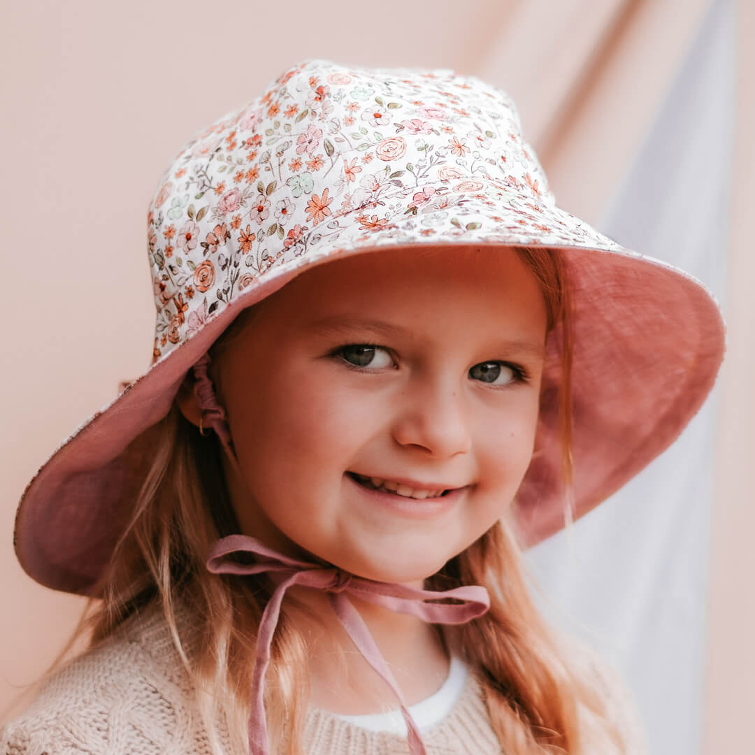 BEDHEAD HERITAGE 'WANDERER' GIRLS PANELLED BUCKET  SUN HAT - CHELSEA / ROSA