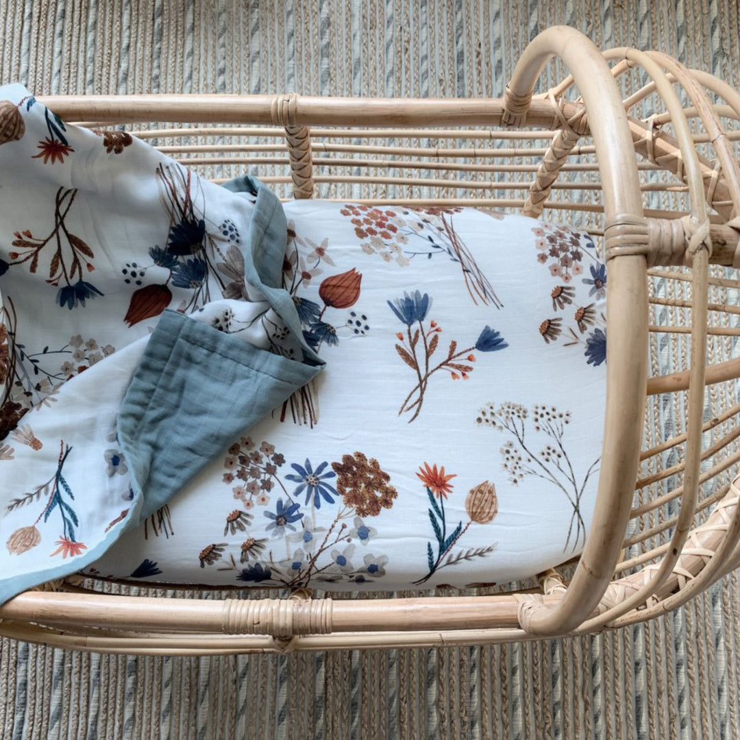 POP YA TOT A LITTLE POSY MUSLIN FITTED BASSINET SHEET