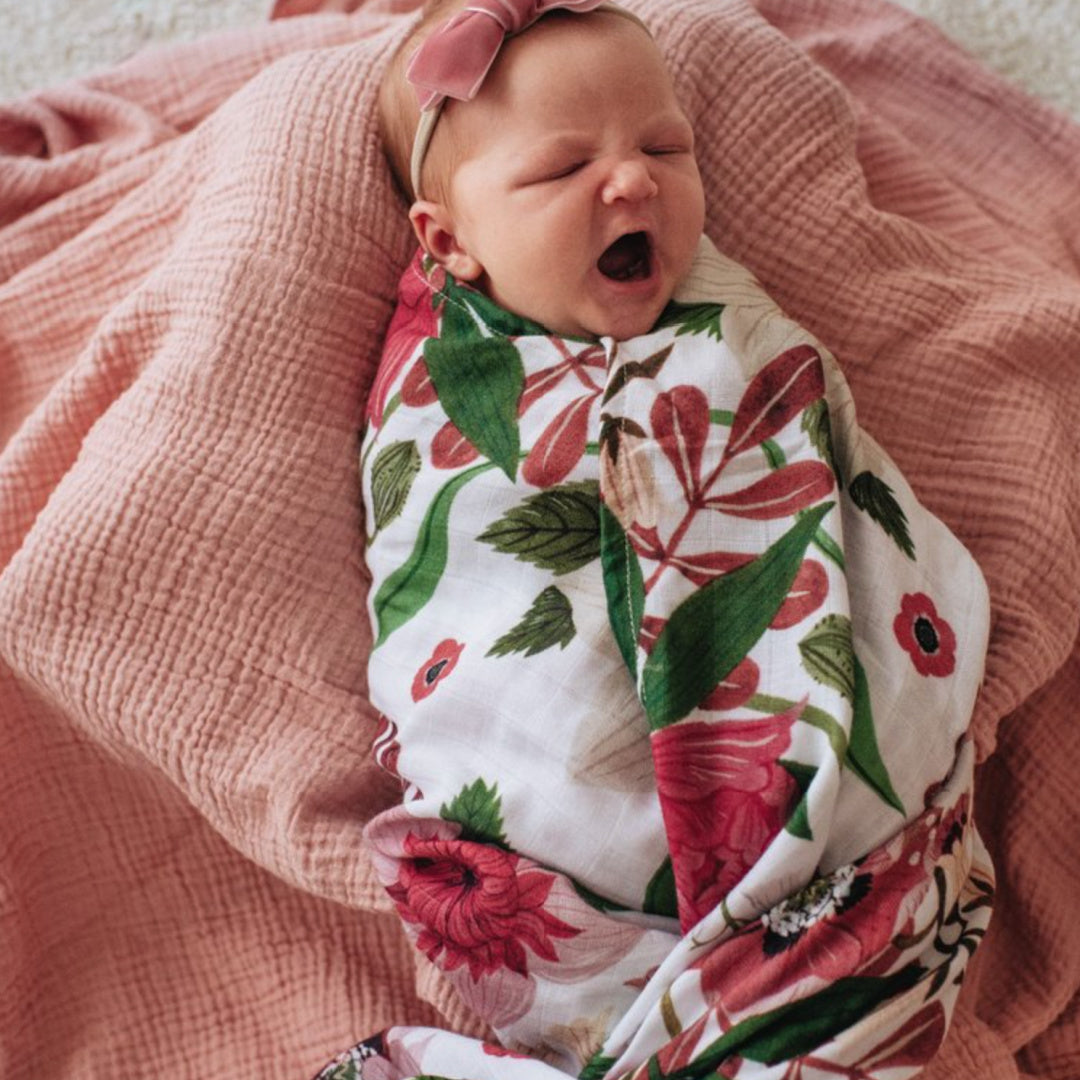 POP YA TOT ORGANIC MUSLIN SWADDLE  - SUSIE BEA