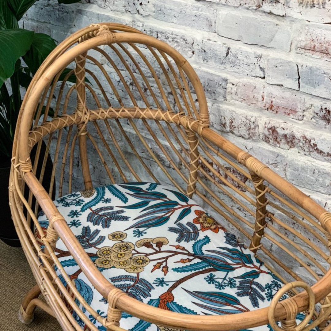 POP YA TOT WATTLE AND GUM MUSLIN FITTED BASSINET SHEET