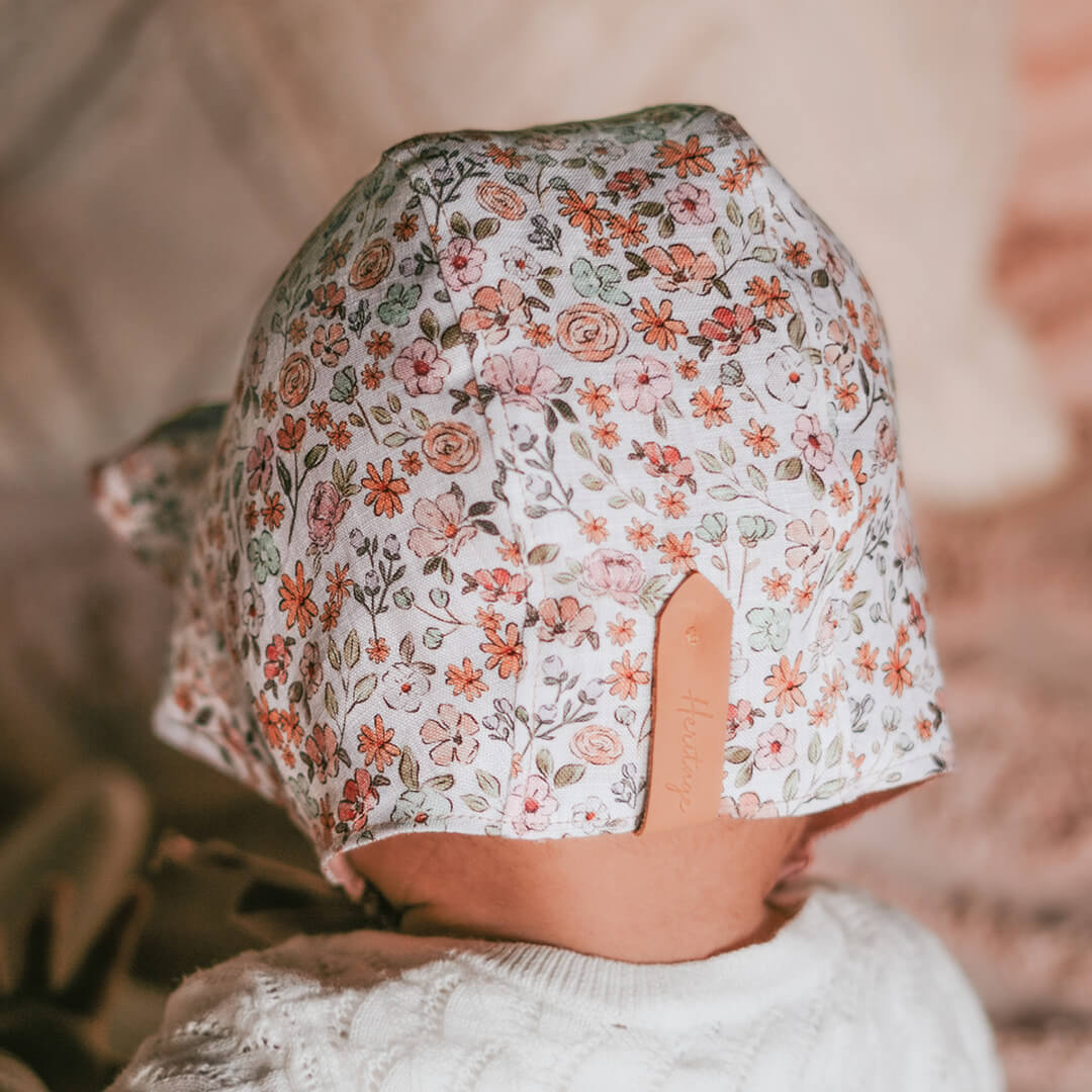 BEDHEAD HERITAGE &#39;SEARCHER&#39; REVERSIBLE RUFFLE BONNET - CHELSEA / ROSA
