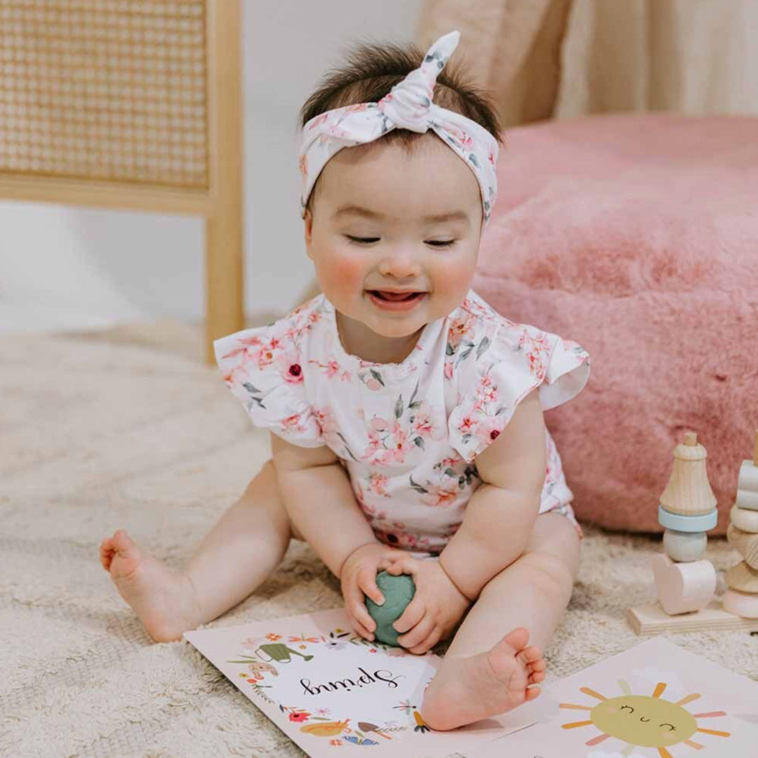 SNUGGLE HUNNY ORGANIC SHORT SLEEVE BODYSUIT WITH FRILL - CAMILLE