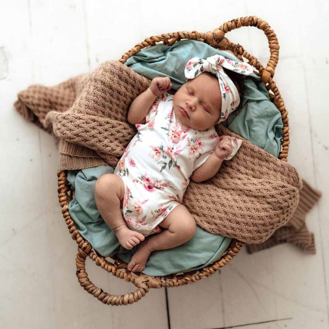 SNUGGLE HUNNY ORGANIC SHORT SLEEVE BODYSUIT WITH FRILL - CAMILLE