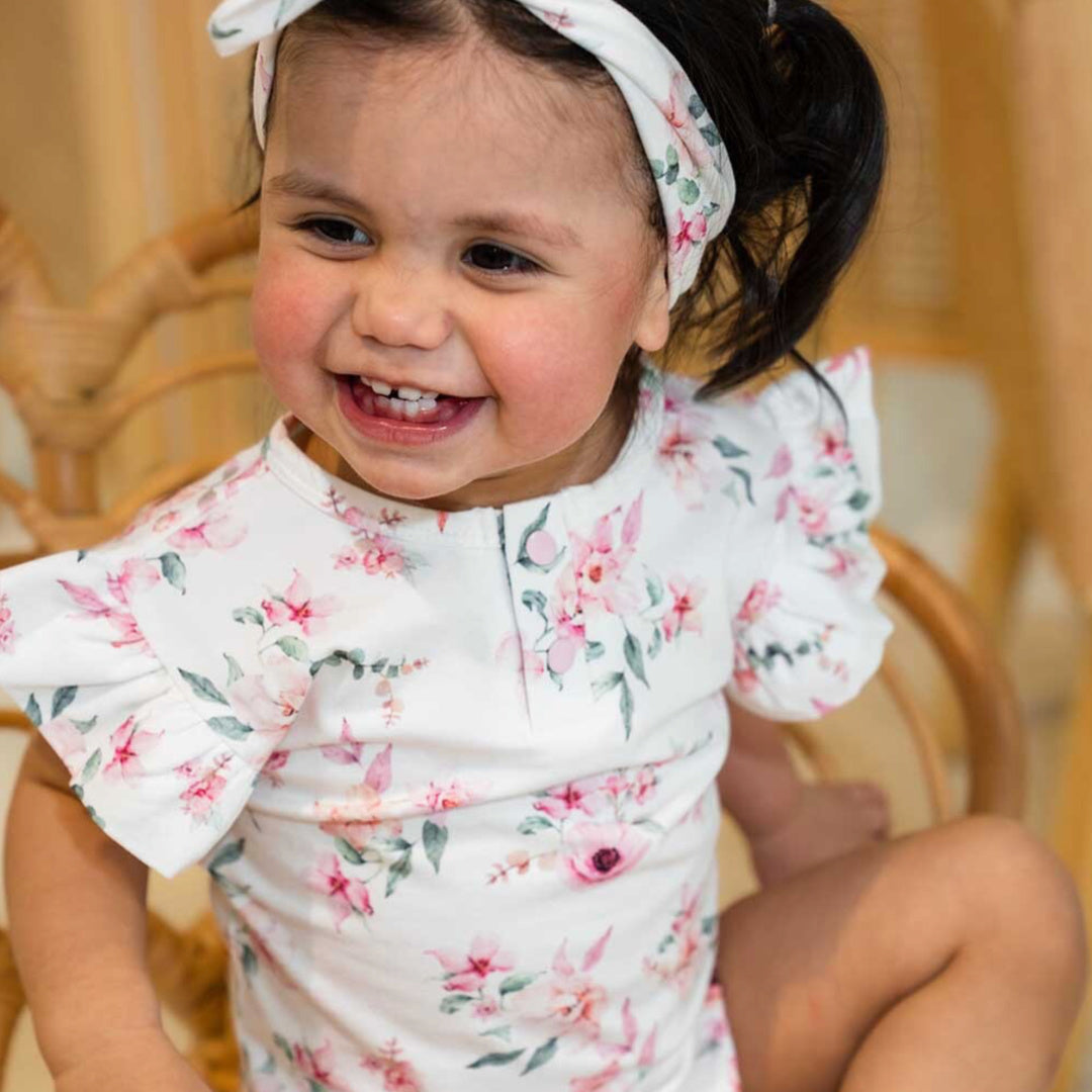 SNUGGLE HUNNY ORGANIC SHORT SLEEVE BODYSUIT WITH FRILL - CAMILLE