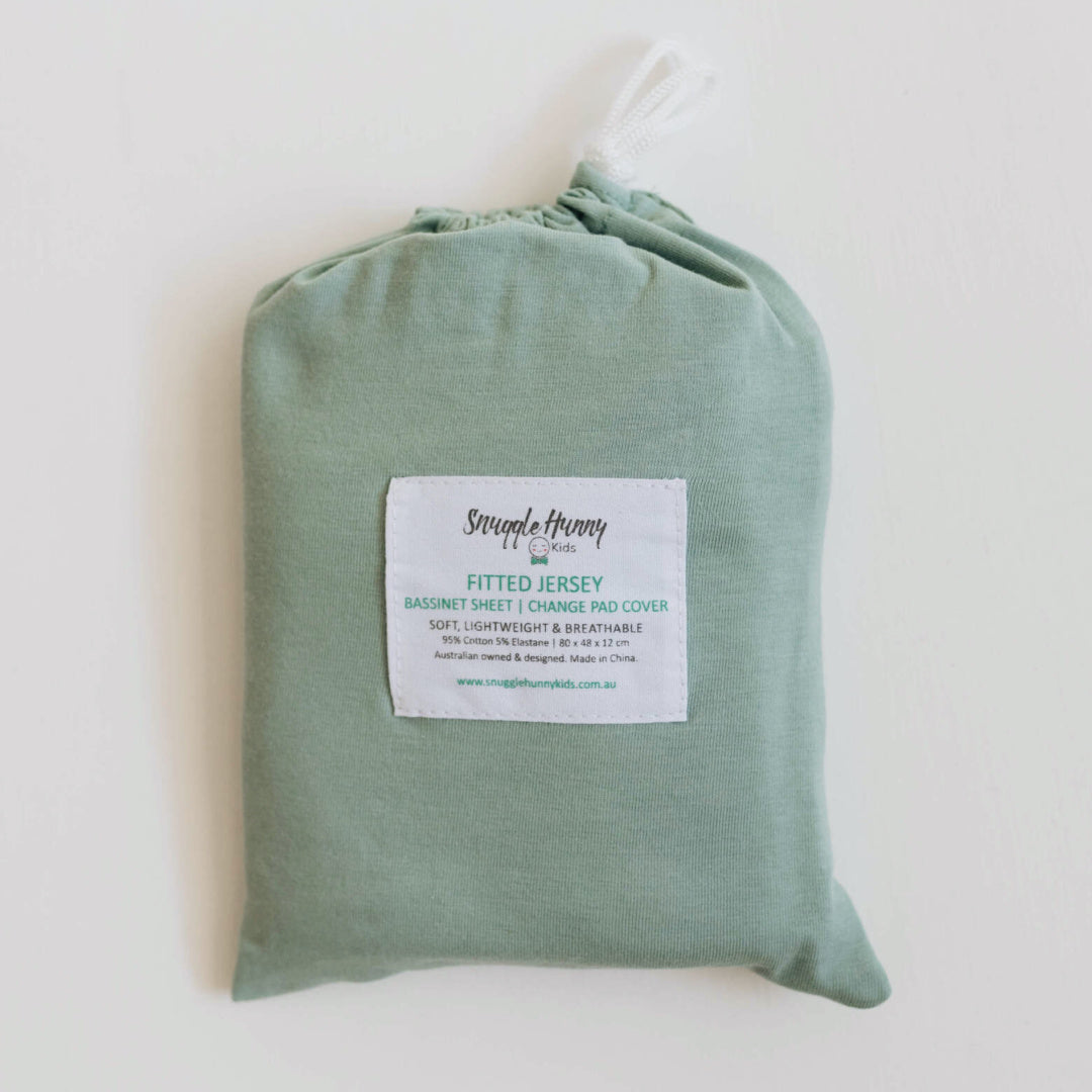 SNUGGLE HUNNY ORGANIC FITTED BASSINET SHEET / CHANGE PAD COVER - SAGE