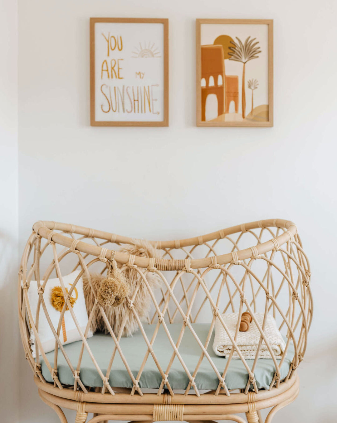 SNUGGLE HUNNY ORGANIC FITTED BASSINET SHEET / CHANGE PAD COVER - SAGE