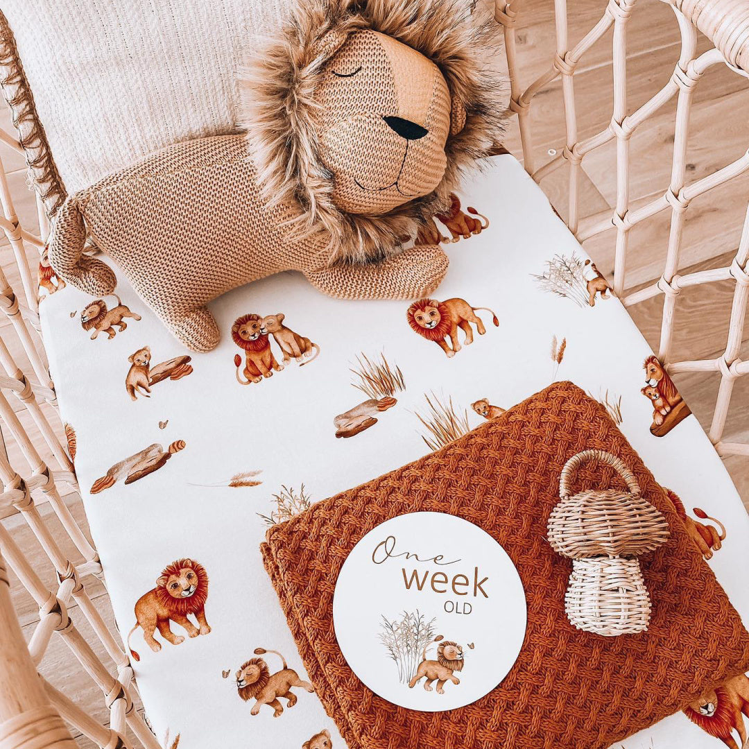 SNUGGLE HUNNY REVERSIBLE MILESTONE CARDS - LION &amp; SUNRISE GOLD