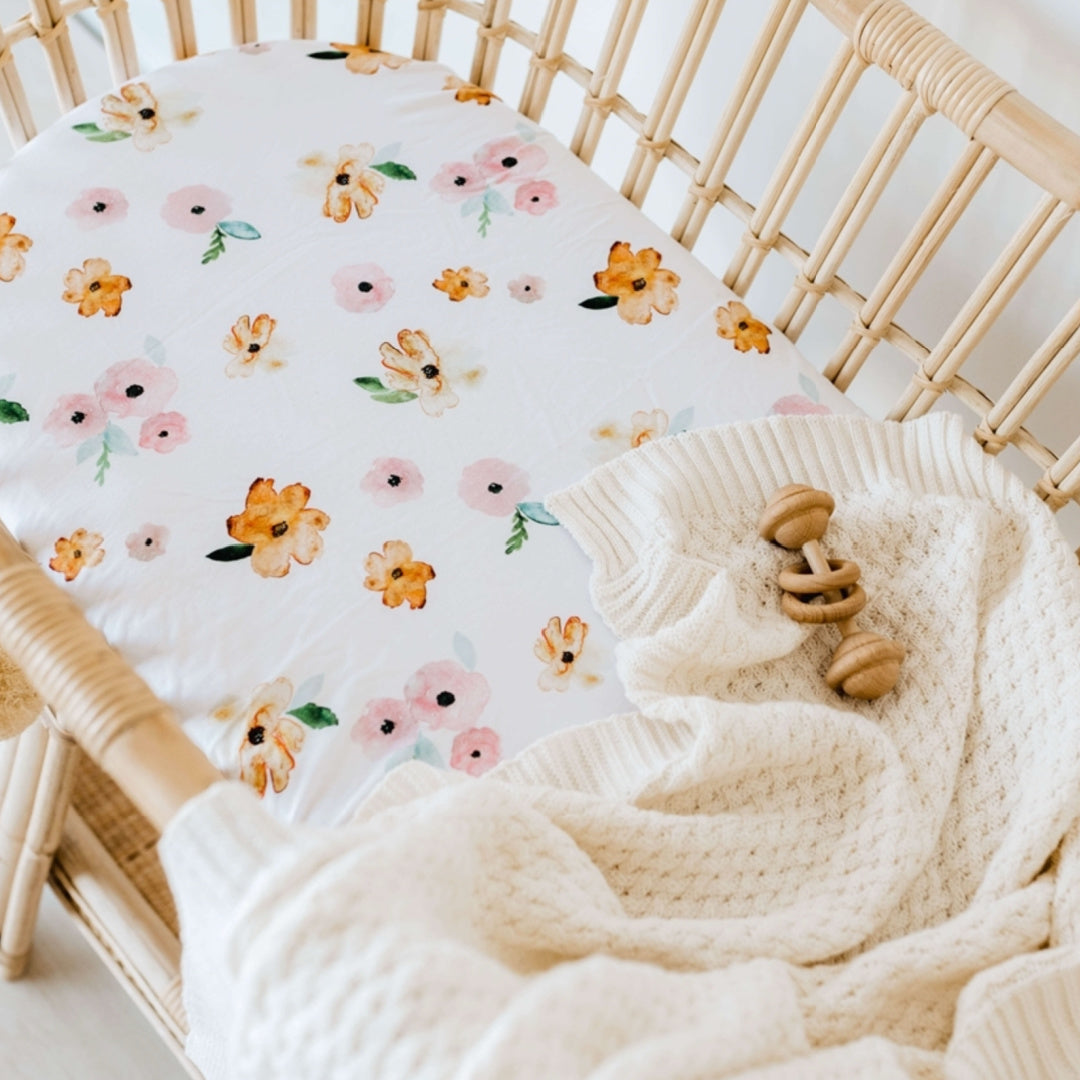 SNUGGLE HUNNY ORGANIC FITTED BASSINET SHEET / CHANGE PAD COVER - POPPY