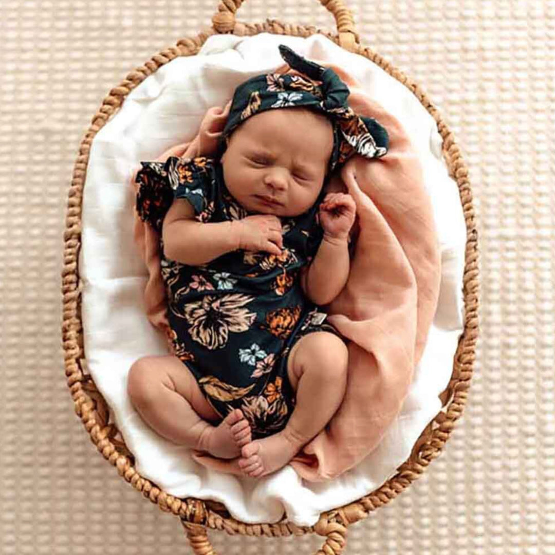 SNUGGLE HUNNY ORGANIC SHORT SLEEVE BODYSUIT WITH FRILL - BELLE