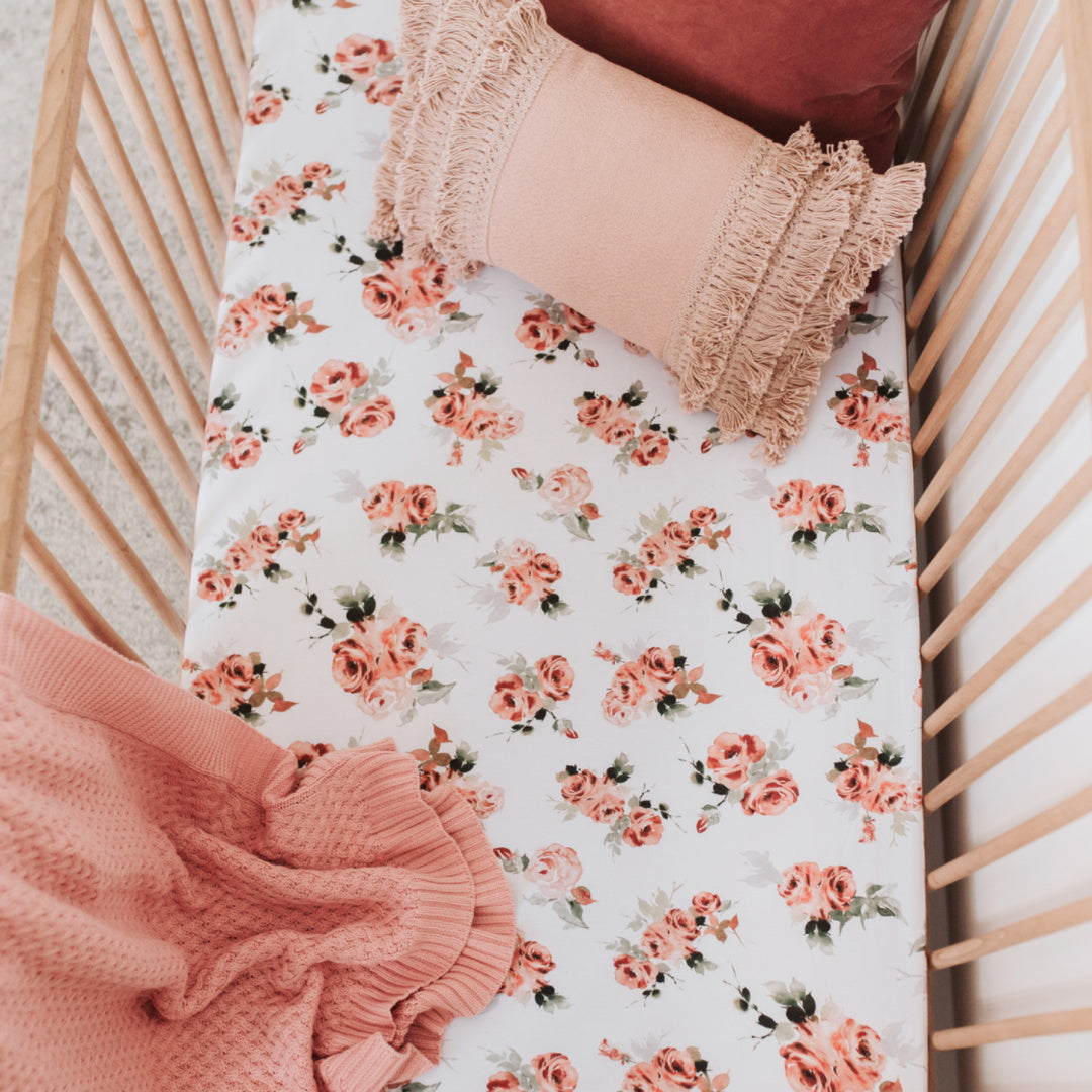 SNUGGLE HUNNY ORGANIC FITTED COT SHEET - ROSEBUD