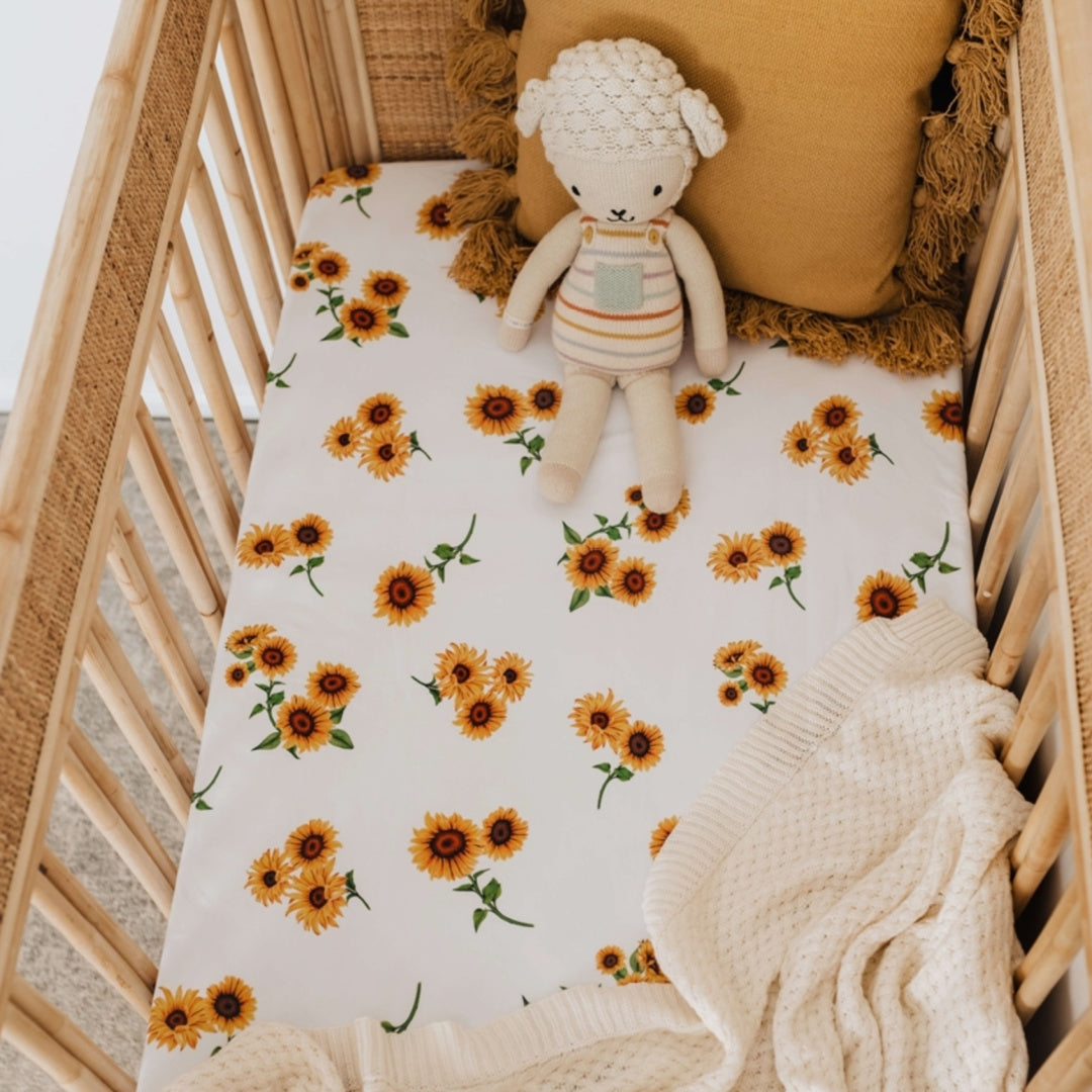 SNUGGLE HUNNY ORGANIC FITTED COT SHEET - SUNFLOWER