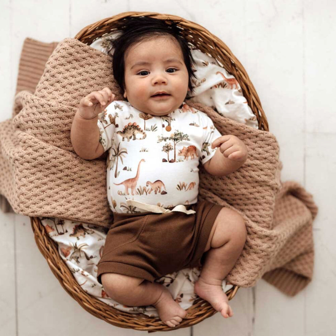 SNUGGLE HUNNY ORGANIC SHORT SLEEVE BODYSUIT - DINO