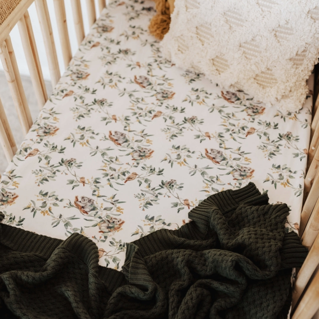 SNUGGLE HUNNY ORGANIC FITTED COT SHEET - EUCALYPT