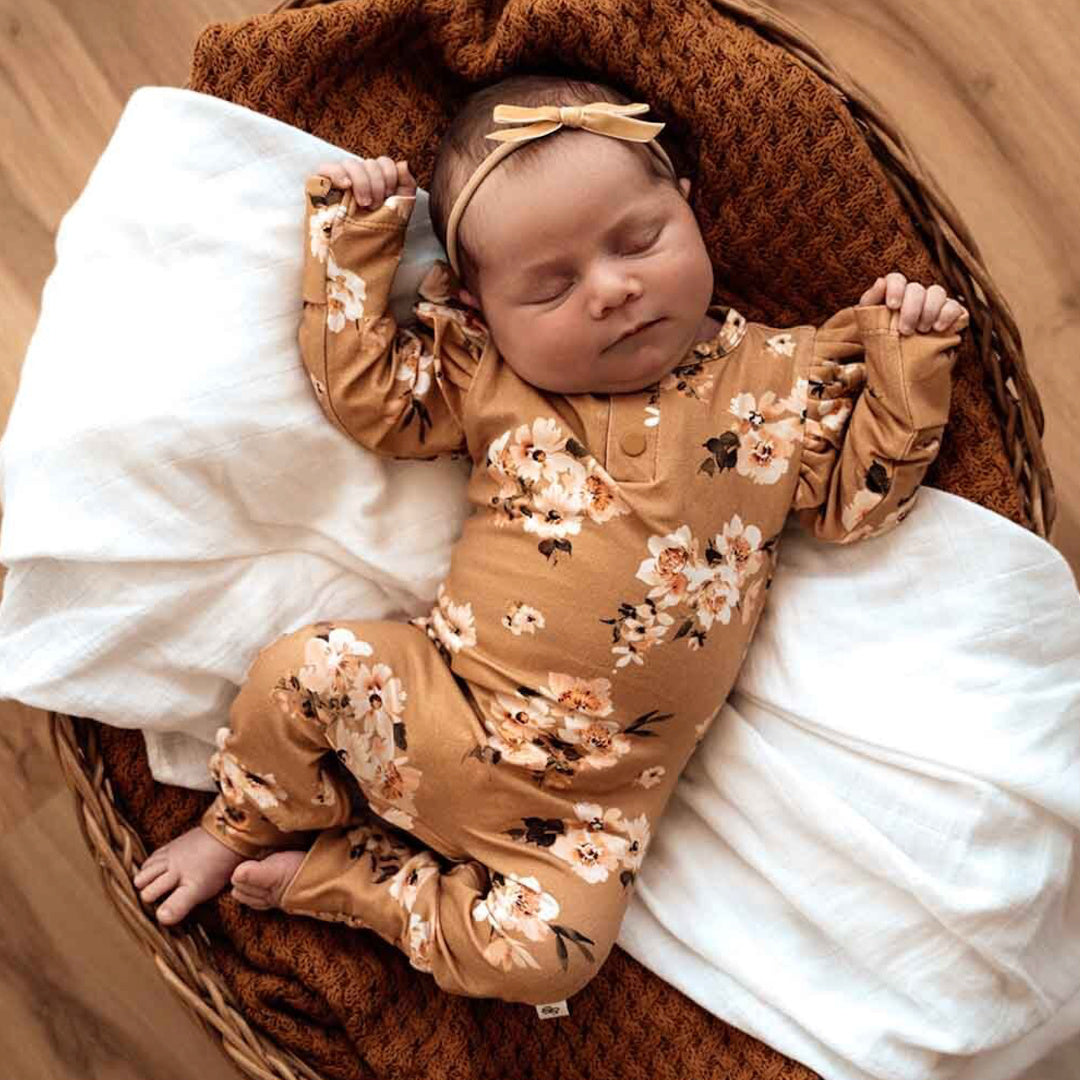 SNUGGLE HUNNY ORGANIC GROWSUIT - GOLDEN FLOWER