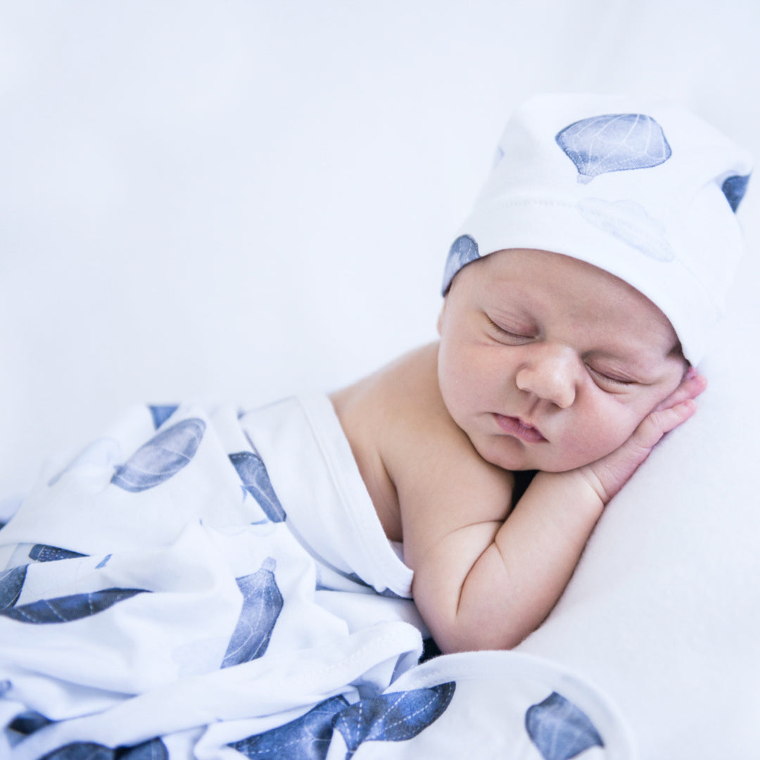 SNUGGLE HUNNY ORGANIC JERSEY WRAP AND BEANIE SET - CLOUD CHASER