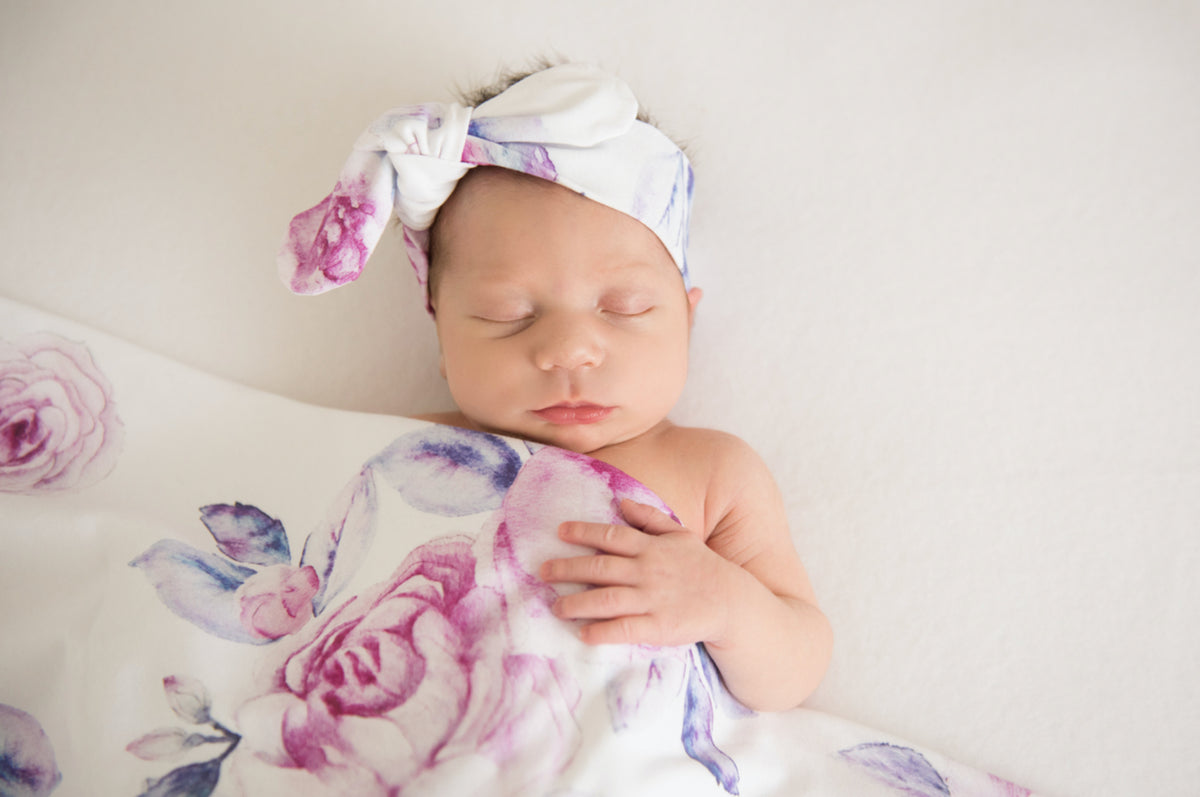 SNUGGLE HUNNY ORGANIC JERSEY WRAP AND TOPKNOT SET - LILAC SKIES