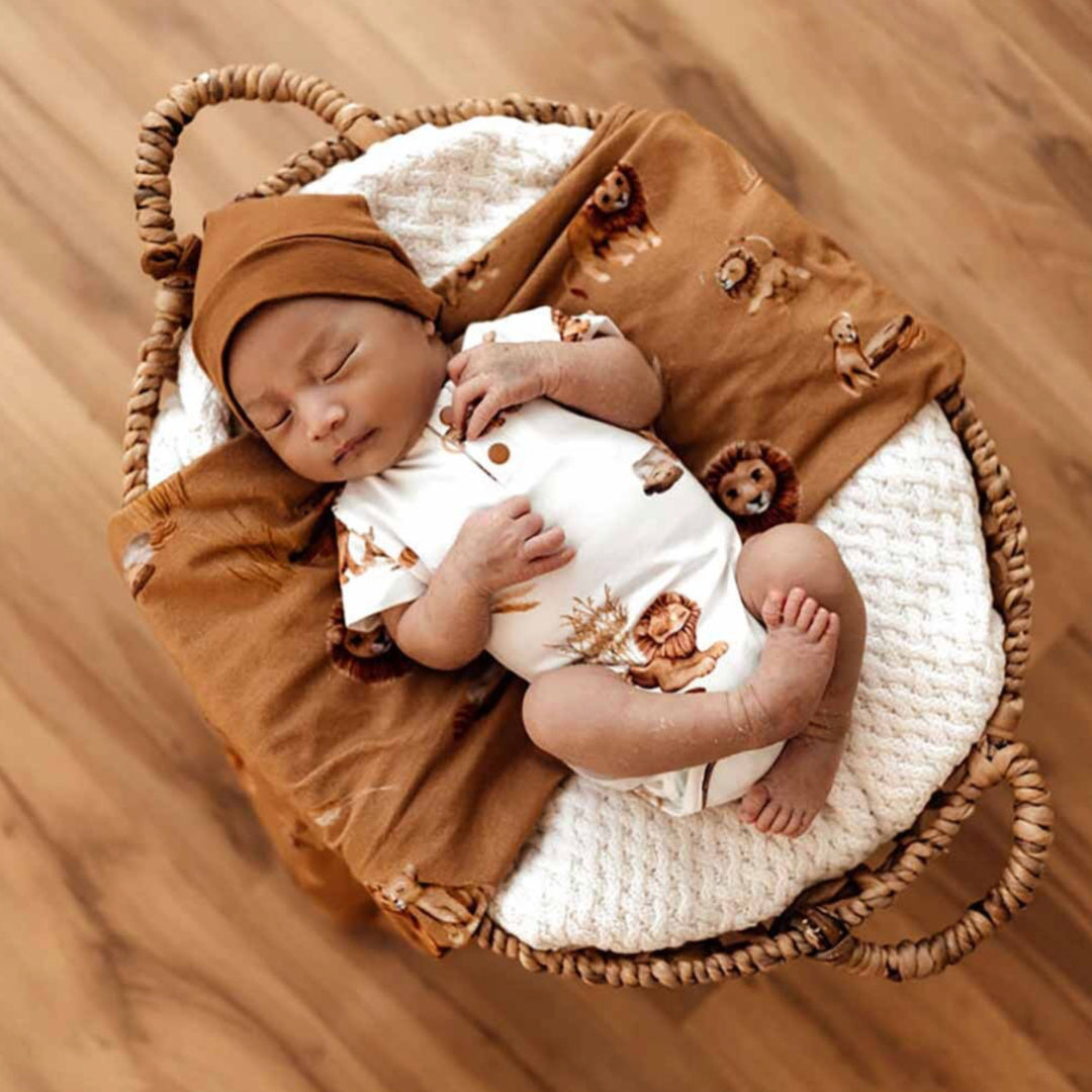 SNUGGLE HUNNY ORGANIC SHORT SLEEVE BODYSUIT - LION