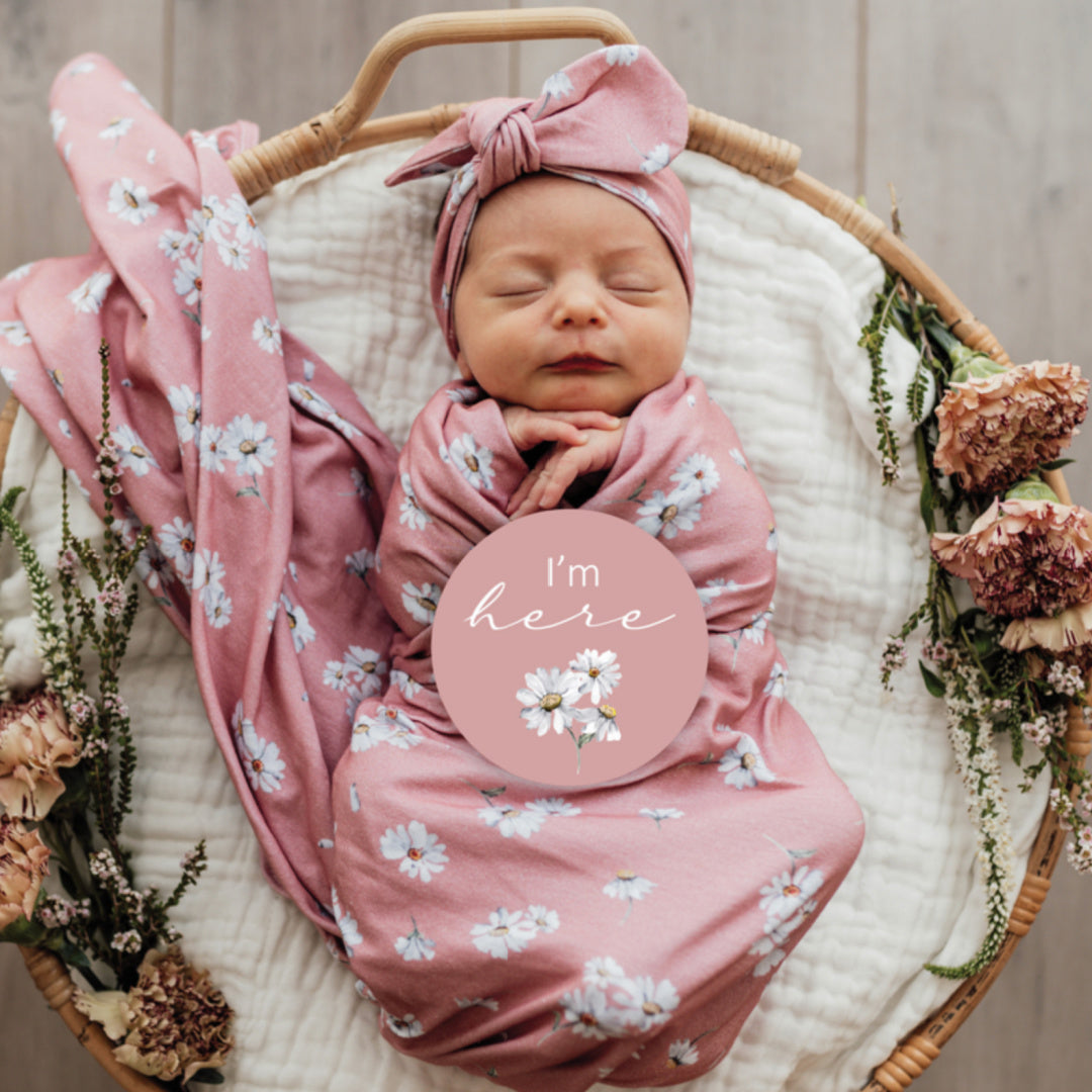 SNUGGLE HUNNY REVERSIBLE MILESTONE CARDS - DAISY &amp; MUSK