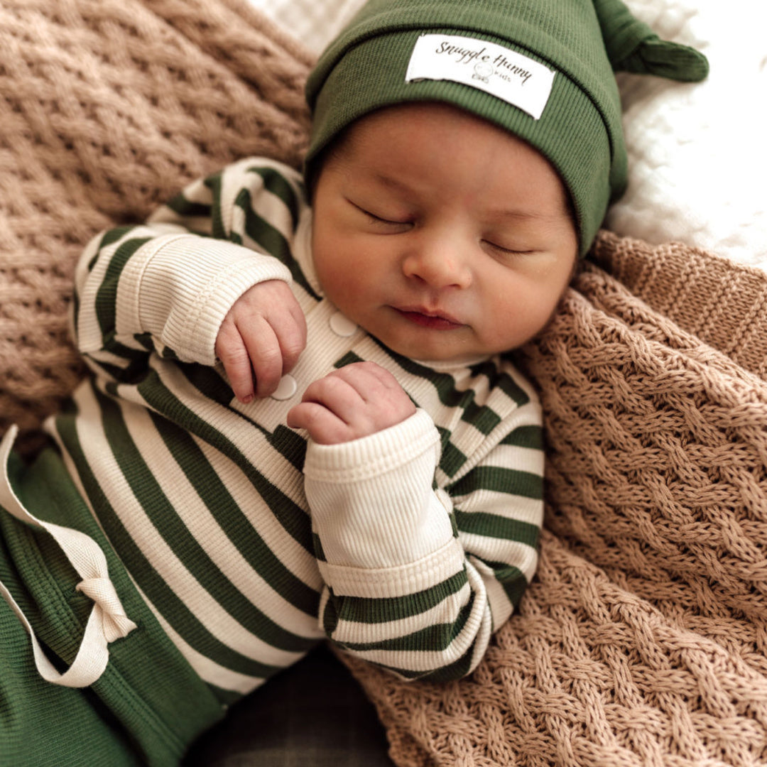 SNUGGLE HUNNY ORGANIC RIBBED BEANIE - OLIVE