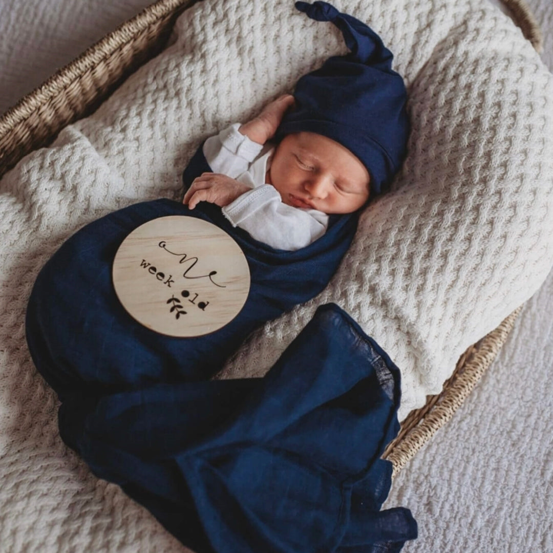 SNUGGLE HUNNY ORGANIC MUSLIN WRAP - NAVY