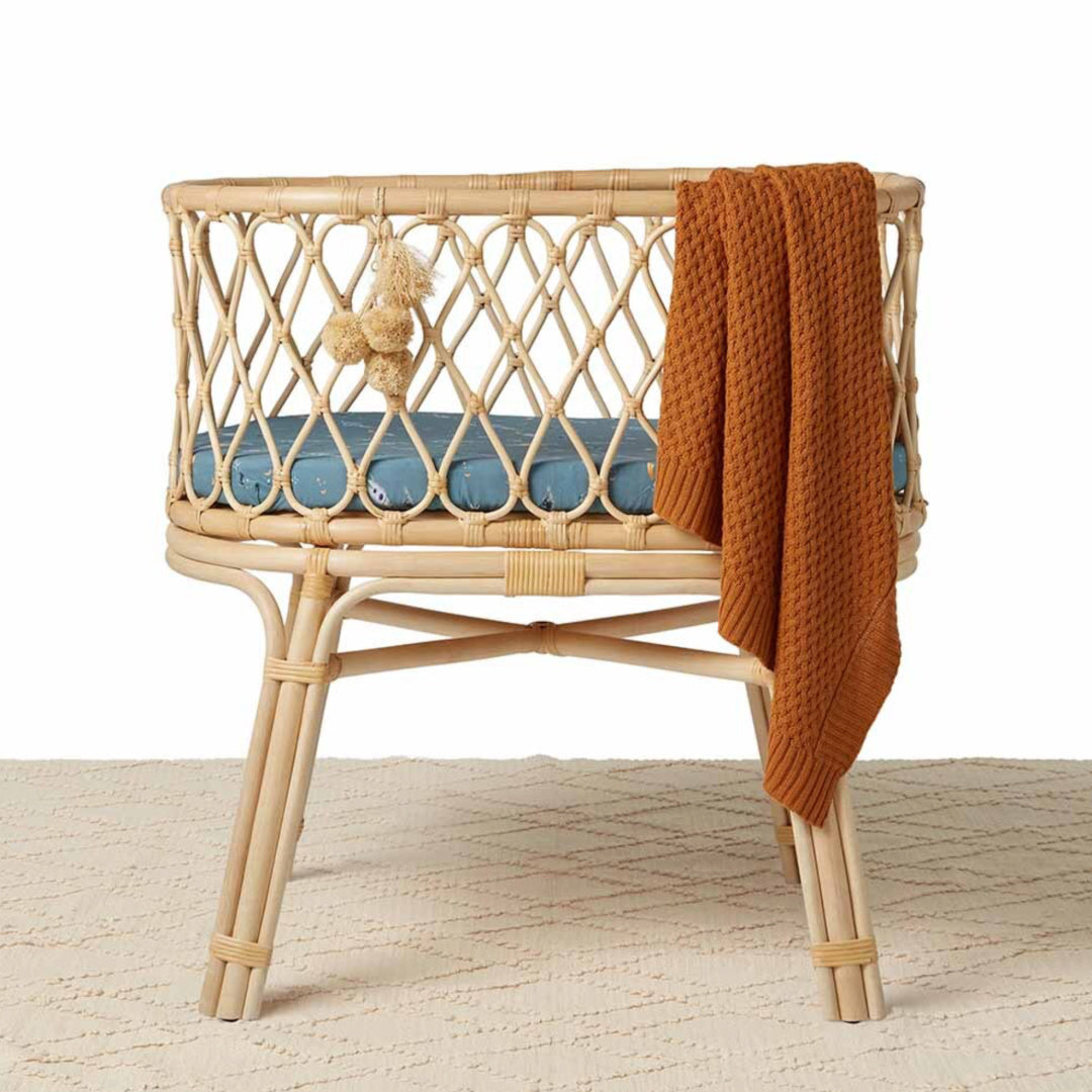 SNUGGLE HUNNY ORGANIC FITTED BASSINET SHEET / CHANGE PAD COVER - ROCKET